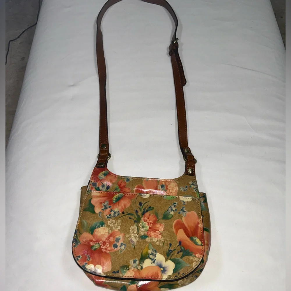 Patricia Nash glazed leather floral studded messenger crossbody - Picture 16 of 16
